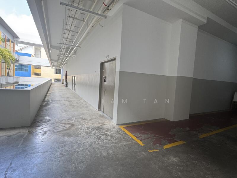 Unity Centre, 51 Bukit Batok Crescent, Dairy Farm / Bukit Panjang / Choa Chu Kang, 1,625 sqft, Light Industrial (B1) For Sale, by William Tan, 60178503 - CommercialGuru.com.sg