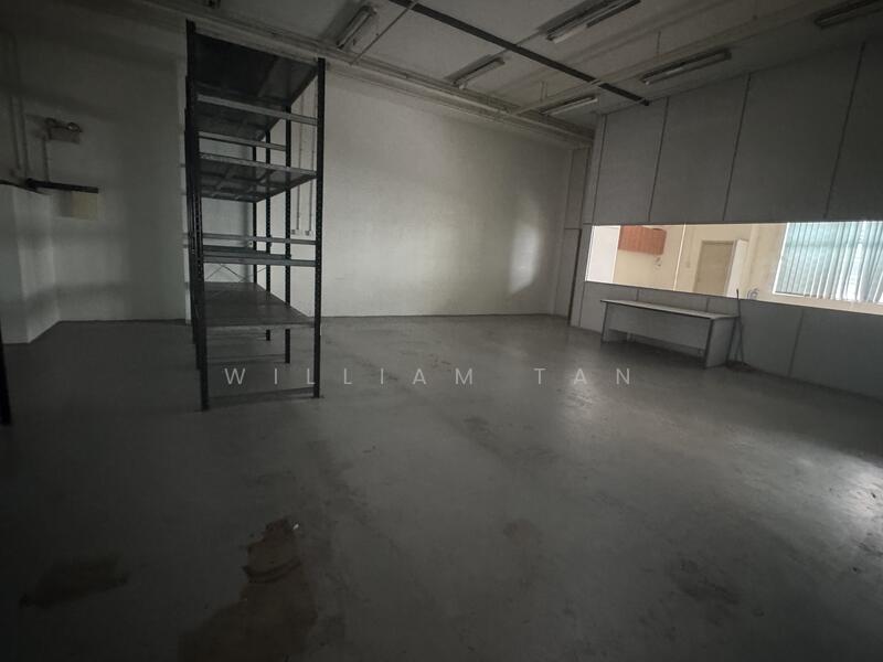 Unity Centre, 51 Bukit Batok Crescent, Dairy Farm / Bukit Panjang / Choa Chu Kang, 1,625 sqft, Light Industrial (B1) For Sale, by William Tan, 60178503 - CommercialGuru.com.sg