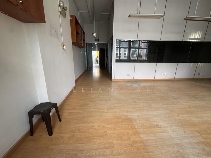 Unity Centre, 51 Bukit Batok Crescent, Dairy Farm / Bukit Panjang / Choa Chu Kang, 1,625 sqft, Light Industrial (B1) For Sale, by William Tan, 60178503 - CommercialGuru.com.sg