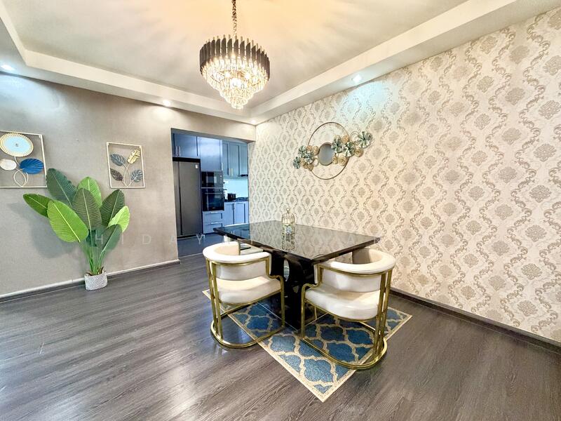 For Sale - 764 Woodlands Circle