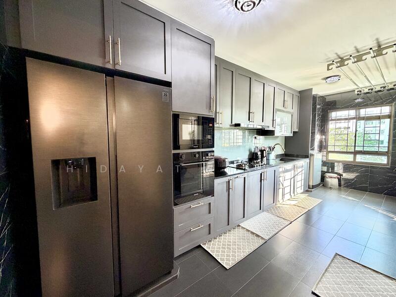 For Sale - 764 Woodlands Circle