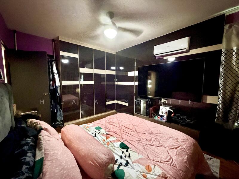 For Sale - 764 Woodlands Circle