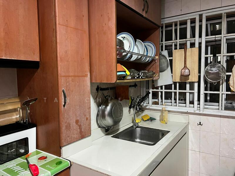 730 Clementi West Street 2, 730 Clementi West Street 2, Room Rental, 200 sqft, HDB Flat For Rent, by Tan Chee Kiong, 60178592 - Kitchen - PropertyGuru.com.sg