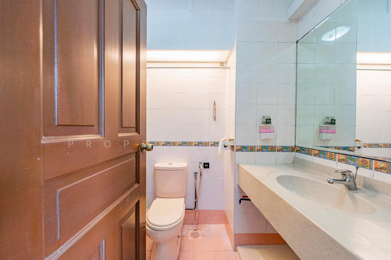 For Sale - 688C Woodlands Drive 75