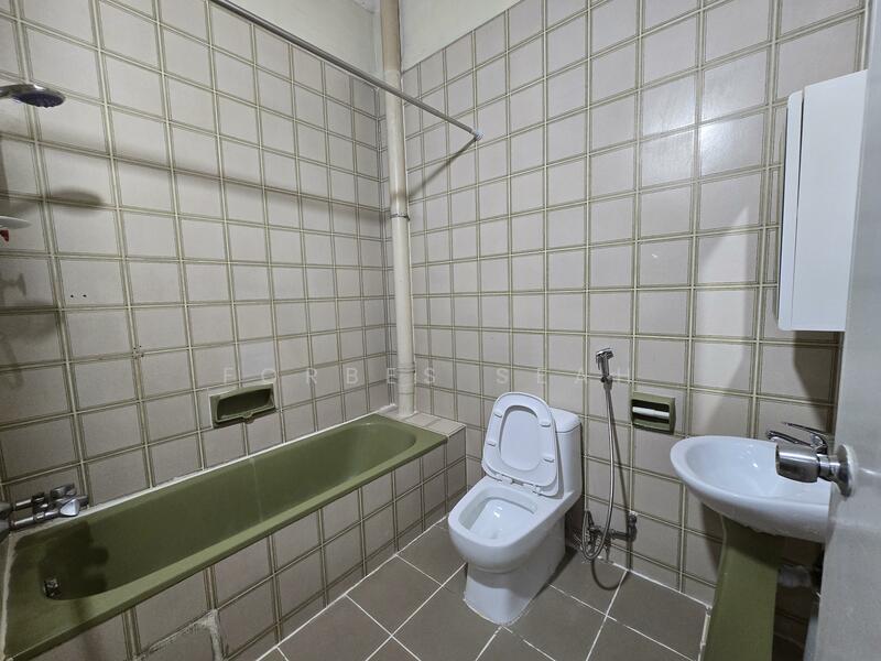 2nd Storey Common Bathroom