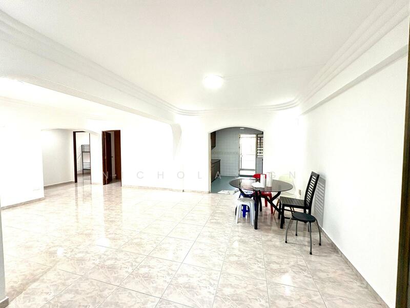 757 Pasir Ris Street 71, 757 Pasir Ris Street 71, Pasir Ris / Tampines, 3 Bedrooms, 1,378 sqft, HDB Flat For Rent, by Nicholas Gn, 60179146 - Living Room - PropertyGuru.com.sg