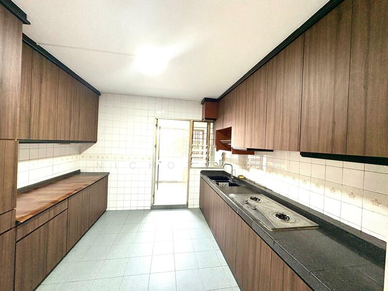 757 Pasir Ris Street 71, 757 Pasir Ris Street 71, Pasir Ris / Tampines, 3 Bedrooms, 1,378 sqft, HDB Flat For Rent, by Nicholas Gn, 60179146 - Kitchen - PropertyGuru.com.sg