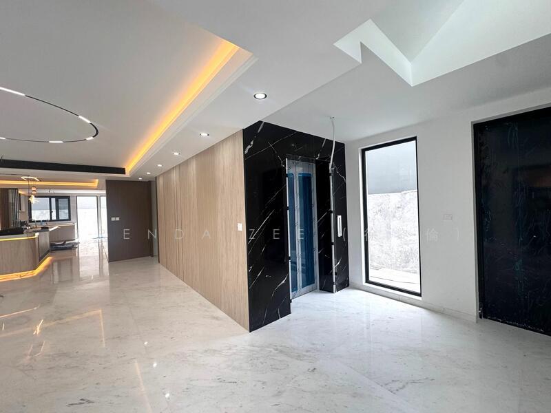 BRENDA ZEE ✧ 945O9938 ✧ Modern Detached Home in Serangoon Garden Estate Detached House For Sale at S$ 12,000,000 | PropertyGuru Singapore - Modern Detached Home in Serangoon Garden Estate