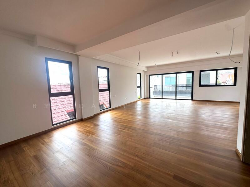 BRENDA ZEE ✧ 945O9938 ✧ Modern Detached Home in Serangoon Garden Estate Detached House For Sale at S$ 12,000,000 | PropertyGuru Singapore - Modern Detached Home in Serangoon Garden Estate