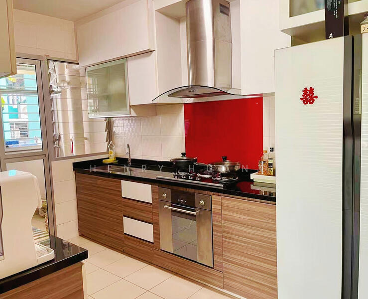 For Sale - 571B Woodlands Avenue 1