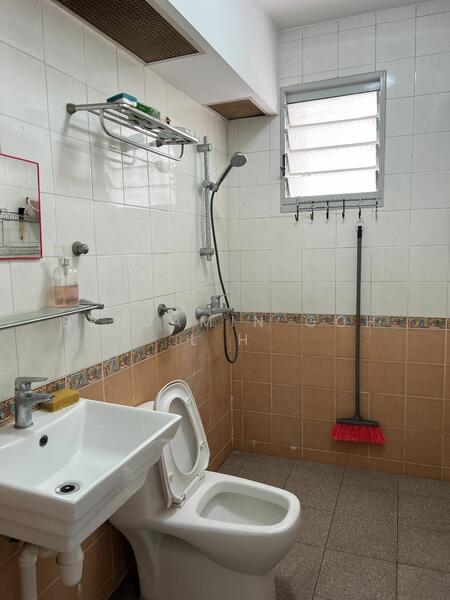 For Rent - 409B Fernvale Road