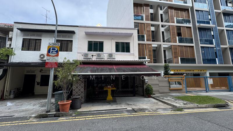 For Sale - Lorong 30 Geylang