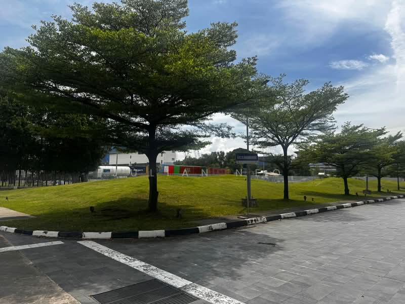Land for Rent in Jurong West, , 60,000 sqft, Land Only For Rent, by Julian Neo, 60179389 - Exterior - CommercialGuru.com.sg