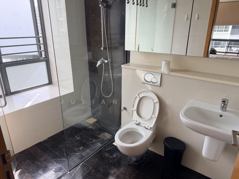 For Rent - 8 @ Woodleigh