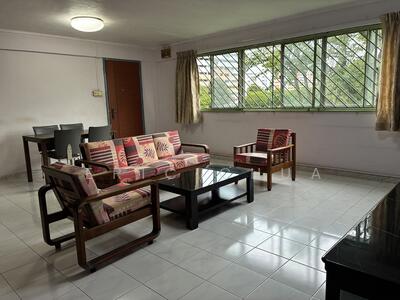 For Sale - 680 Hougang Avenue 8