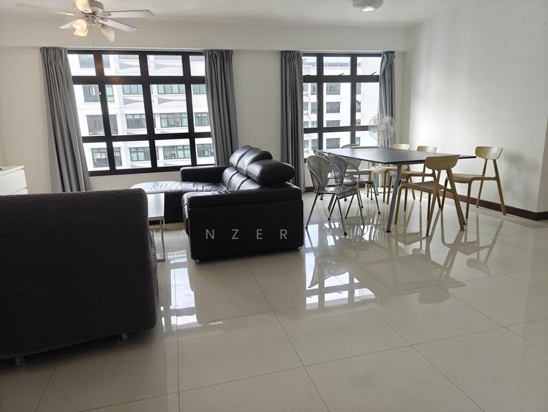 For Rent - 274A Compassvale Bow