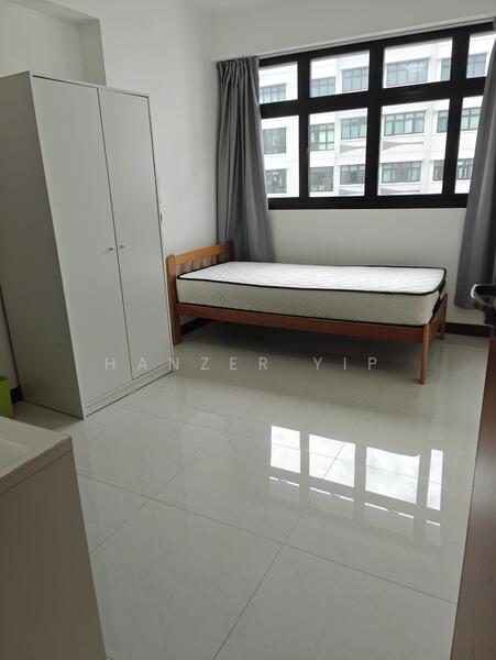 For Rent - 274A Compassvale Bow