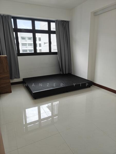 For Rent - 274A Compassvale Bow