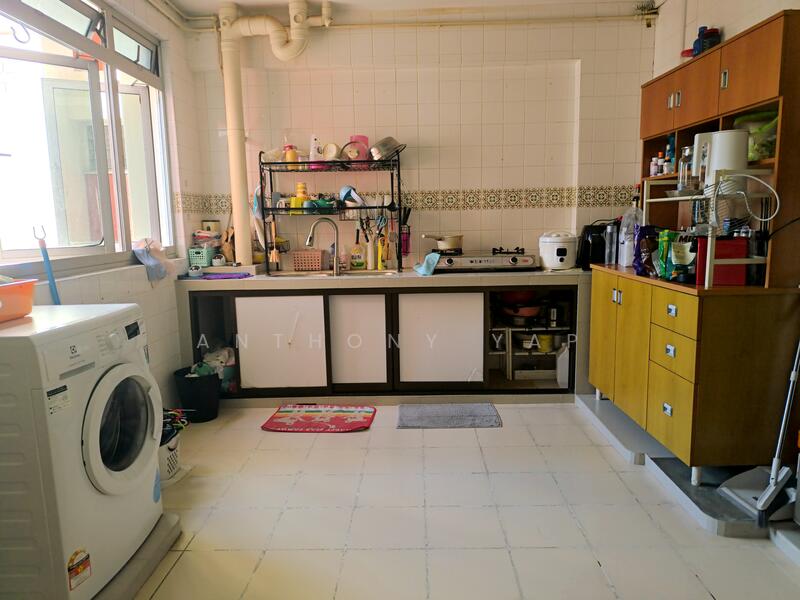 For Sale - 303 Tampines Street 32