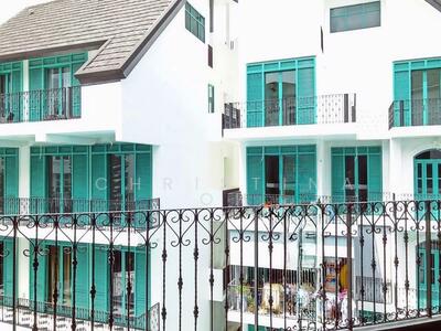 For Rent - The Quinn