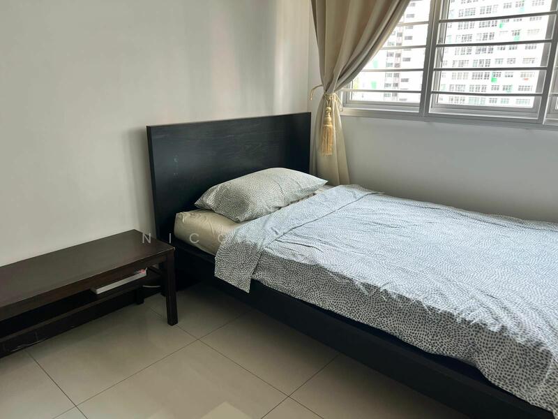 For Rent - 414B Fernvale Link