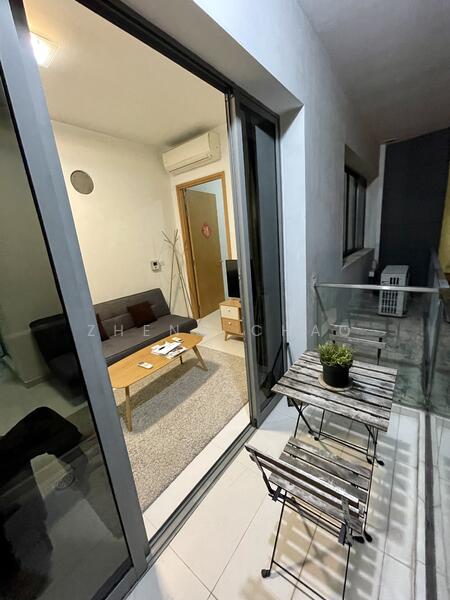 Jool Suites, 2 Sing Joo Walk, 1 Bedroom, 484 sqft, Apartment For Rent, by Zheng Chao, 60179914 - Balcony - PropertyGuru.com.sg