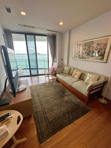Seascape @ Sentosa Cove, 57 Cove Way, 4 Bedrooms, 4,069 sqft, Apartment For Sale, by Michele Cabasug, 60179962 - Living Room - PropertyGuru.com.sg