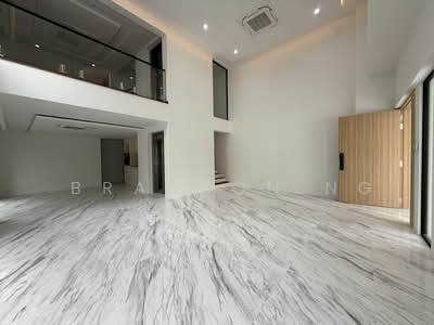 For Sale - ⭐️⭐️LANDED7772 @ BRAND NEW CORNER WALK TO MRT