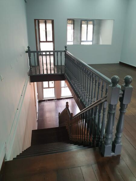 sago lane, , 2,000 sqft, Shop / Shophouse For Rent, by Kuang YiRu, 60180265 - Stairs - CommercialGuru.com.sg
