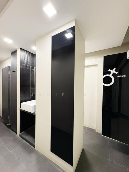 Tan Heng Lee Co, 1 Harvey Road, 3,000 sqft, Office For Rent, by Jamie Tan, 60180509 - Bathroom - CommercialGuru.com.sg