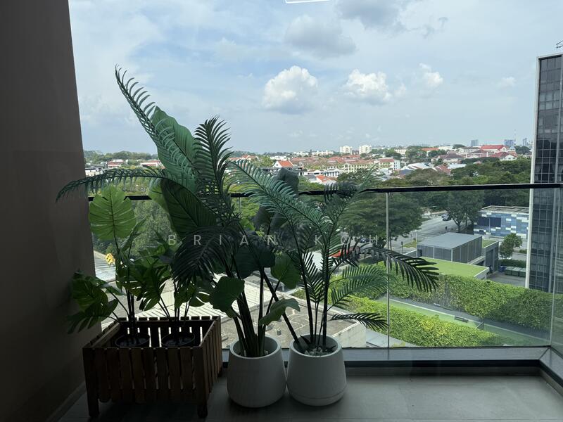 Balcony unblocked view