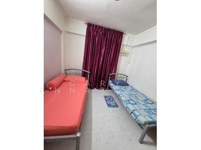 For Rent - Cheap! No Agent Fees! Common Room near AMK hub and MRT, Available Now!