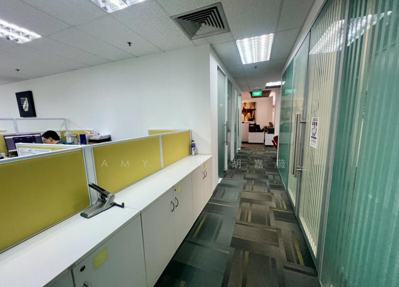 BUGIS | Fitted Office | Lobby Frontage |, Rochor / Bugis MRT, 3,725 sqft, Office For Rent, by Amy Aw 胡嘉薇, 60180871 - CommercialGuru.com.sg