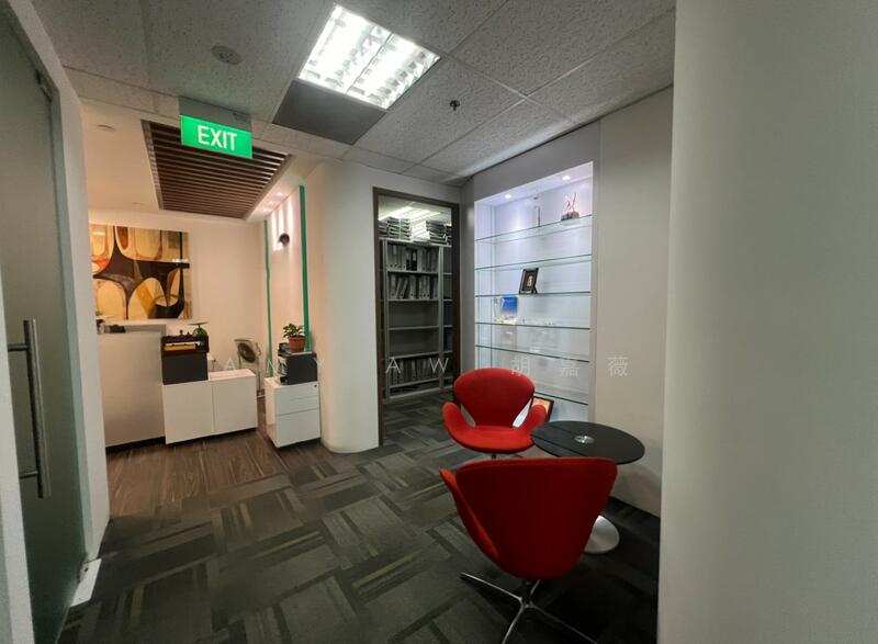 BUGIS | Fitted Office | Lobby Frontage |, Rochor / Bugis MRT, 3,725 sqft, Office For Rent, by Amy Aw 胡嘉薇, 60180871 - CommercialGuru.com.sg