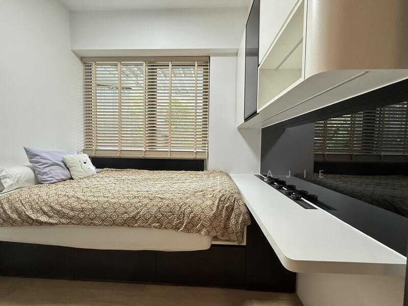 For Rent - The Reef at King's Dock