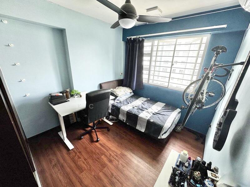 Near Telok Blangah MRT, 4 Room For Sale