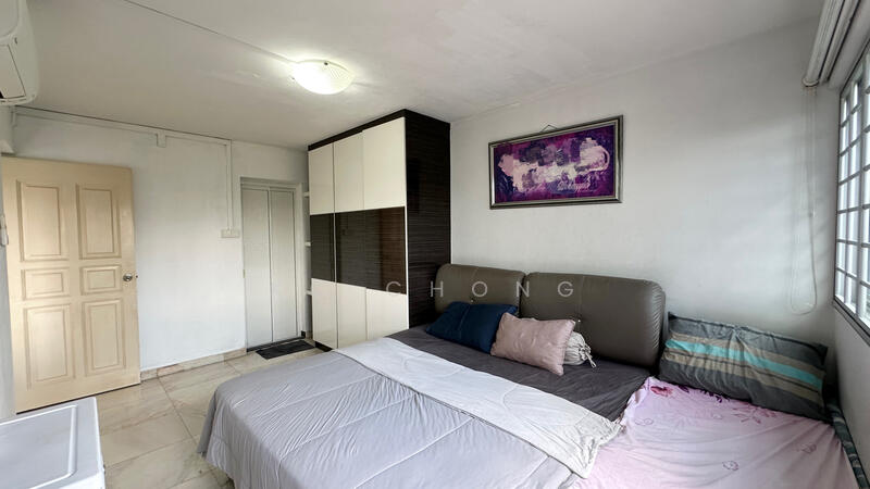 Blk 124 Paya Lebar Way, 5 Room for Sale