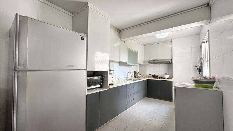 Blk 124 Paya Lebar Way, 5 Room for Sale