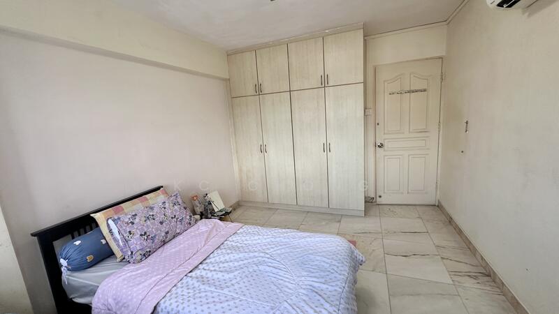 Blk 124 Paya Lebar Way, 5 Room for Sale