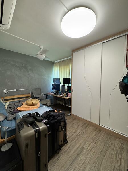 For Sale - 34 Cassia Crescent