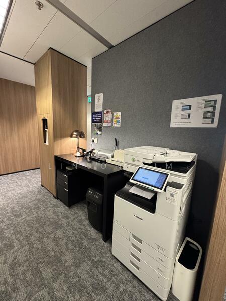 Gateway East, 152 Beach Road, Beach Road / Bugis / Rochor, 180 sqft, Office For Rent, by Linson Lim, 60181125 - Study - CommercialGuru.com.sg
