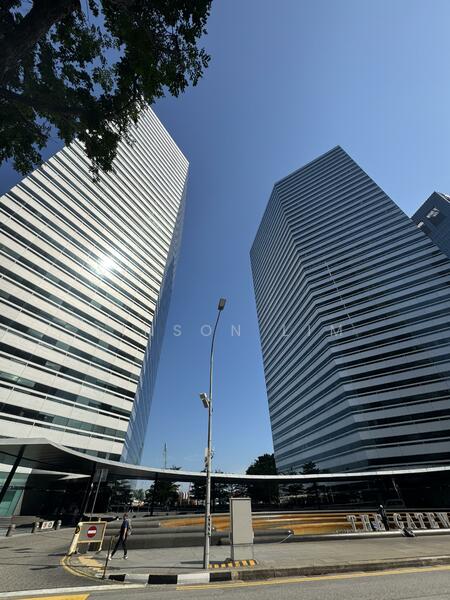 Gateway East, 152 Beach Road, Beach Road / Bugis / Rochor, 180 sqft, Office For Rent, by Linson Lim, 60181125 - CommercialGuru.com.sg