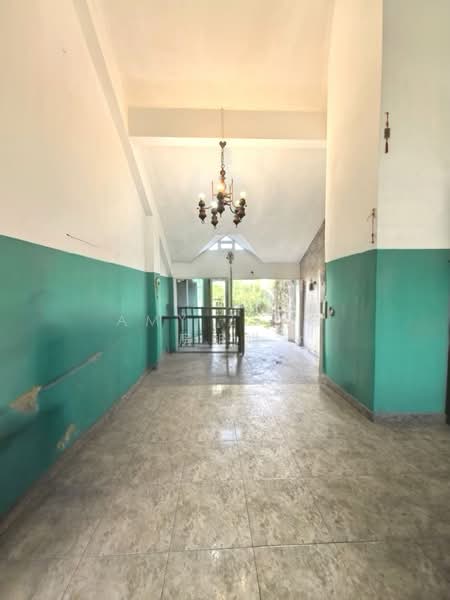 ❤️ Freehold Terraced House in Opera Estate D15 Siglap | Call Amy Zeng 房姐姐 9177.2688 for Viewing!, Figaro Street, 4 Bedrooms, 2,514 sqft, Terraced House For Sale, by Amy Zeng 房姐姐, 60181198 - Entrance - PropertyGuru.com.sg