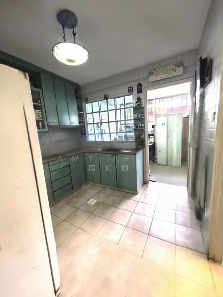 ❤️ Freehold Terraced House in Opera Estate D15 Siglap | Call Amy Zeng 房姐姐 9177.2688 for Viewing!, Figaro Street, 4 Bedrooms, 2,514 sqft, Terraced House For Sale, by Amy Zeng 房姐姐, 60181198 - Kitchen - PropertyGuru.com.sg