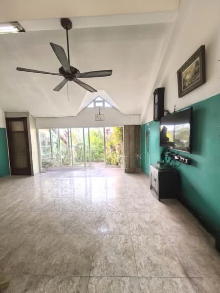 ❤️ Freehold Terraced House in Opera Estate D15 Siglap | Call Amy Zeng 房姐姐 9177.2688 for Viewing!, Figaro Street, 4 Bedrooms, 2,514 sqft, Terraced House For Sale, by Amy Zeng 房姐姐, 60181198 - Living Room - PropertyGuru.com.sg