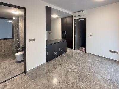 For Sale - Hyll on Holland