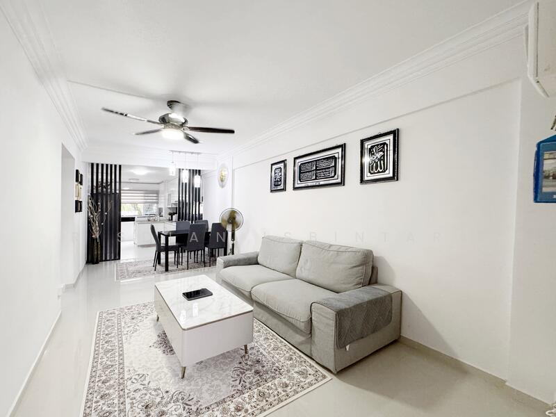 For Sale - 706 Yishun Avenue 5