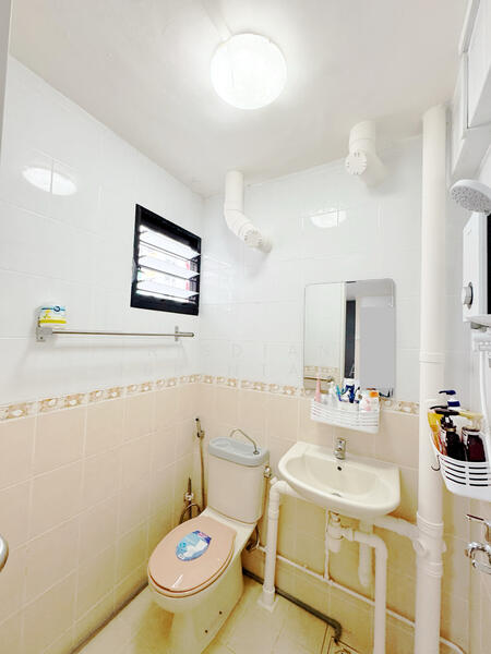 For Sale - 706 Yishun Avenue 5