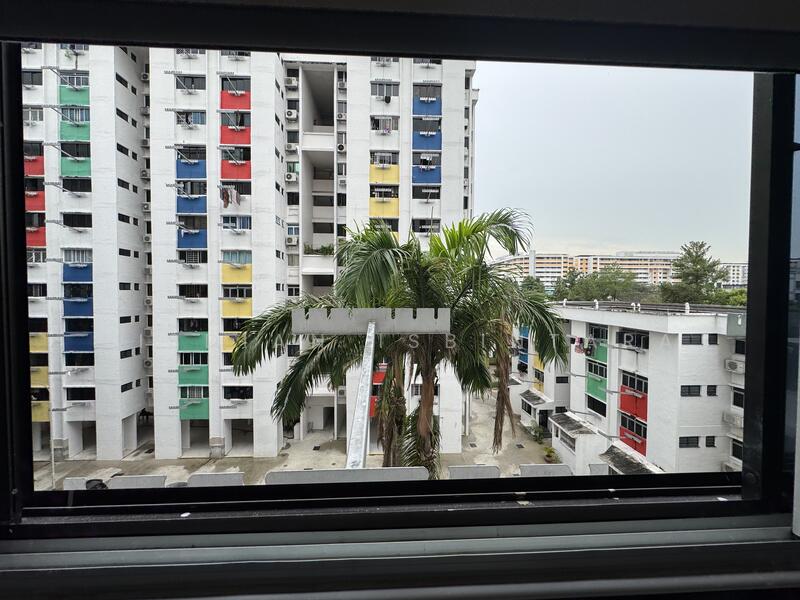 For Sale - 706 Yishun Avenue 5