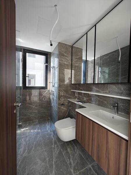 Lentor Modern, Lentor Central, 2 Bedrooms, 733 sqft, Condominium For Sale, by John Lim Hong Kai, 60181700 - PropertyGuru.com.sg